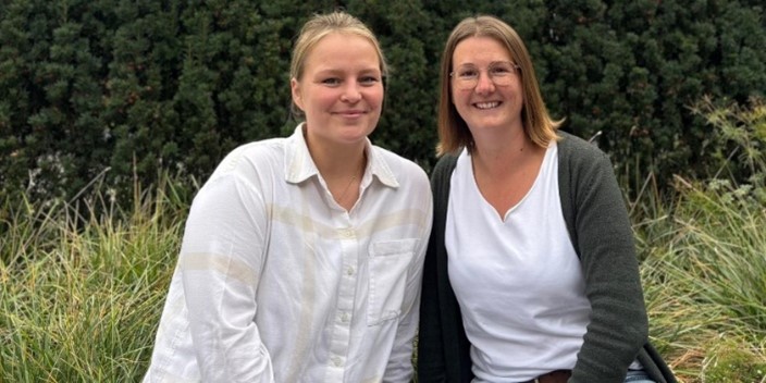 Nina Fischer-Schulz und Frau Raphaela Vink